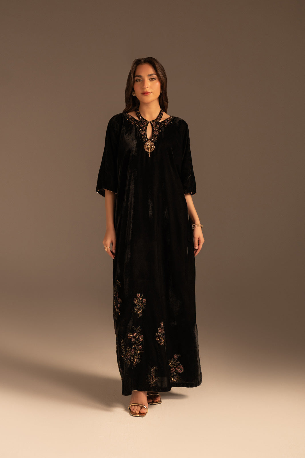 1 Piece Velvet Embroidered (FV0005)