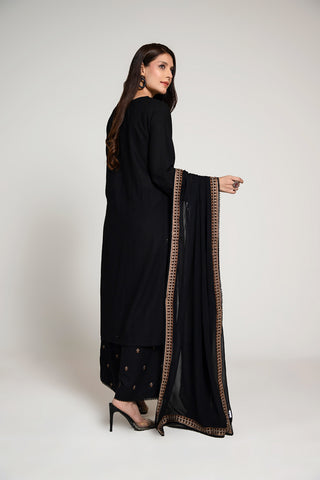 3 Piece Lawn Karandi Embroidered Suit  (BA0017)
