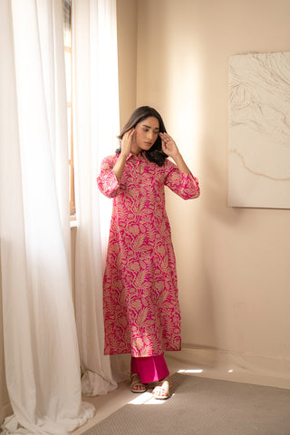 2 Piece Unstitched  Lawn Printed Suit (UC0048)