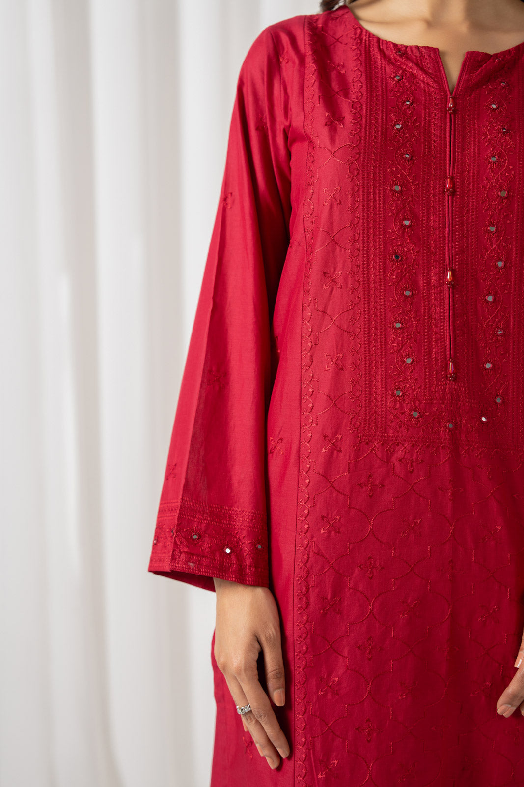 3 Piece Lawn Embroidered Suit (CS0057)