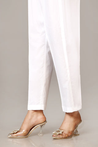 BASIC C 23 WHITE (BB8551)